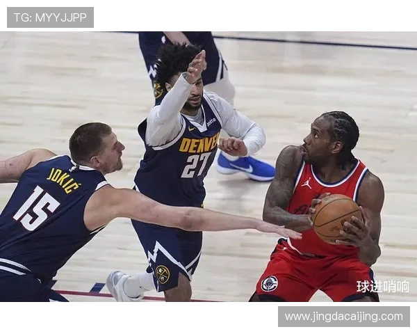 2016年NBA季后赛快船与勇士的激烈对决回顾与精彩瞬间分析